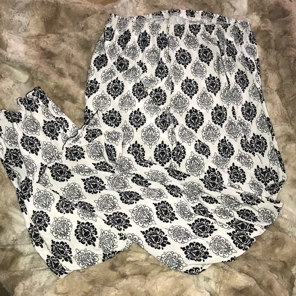 Silky Pants - Picture 1 of 3